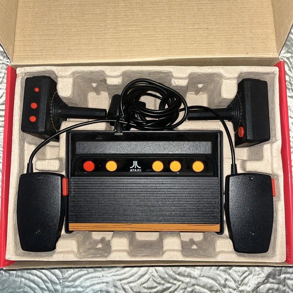 Atari Flashback 5 Classic Game Console 92 Built-in Games - Brand New Sealed